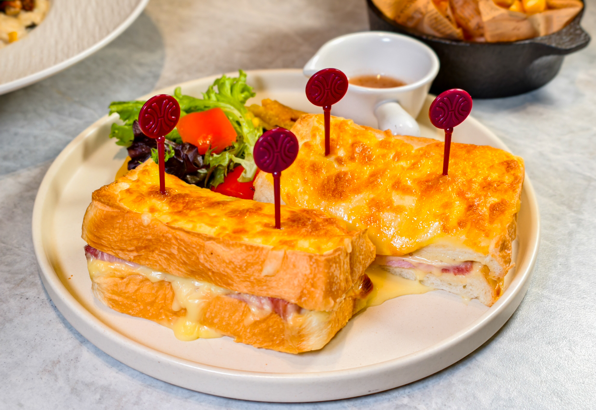 [高雄]漢神巨蛋1F隱藏版咖啡廳HI-LAI CAFE!漢來咖啡廳巨蛋店全新改裝回歸~超好吃高雄巨蛋聚餐推薦 @美食好芃友（芃芃）