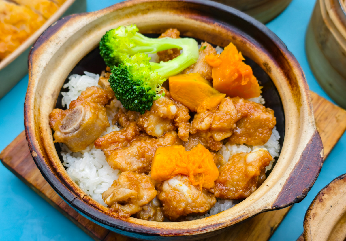 [高雄]港式洪記煲仔飯-岡山巷弄隱藏版!最強高雄港式煲仔飯~前五星飯店師傅掌廚道地港味 @美食好芃友（芃芃）