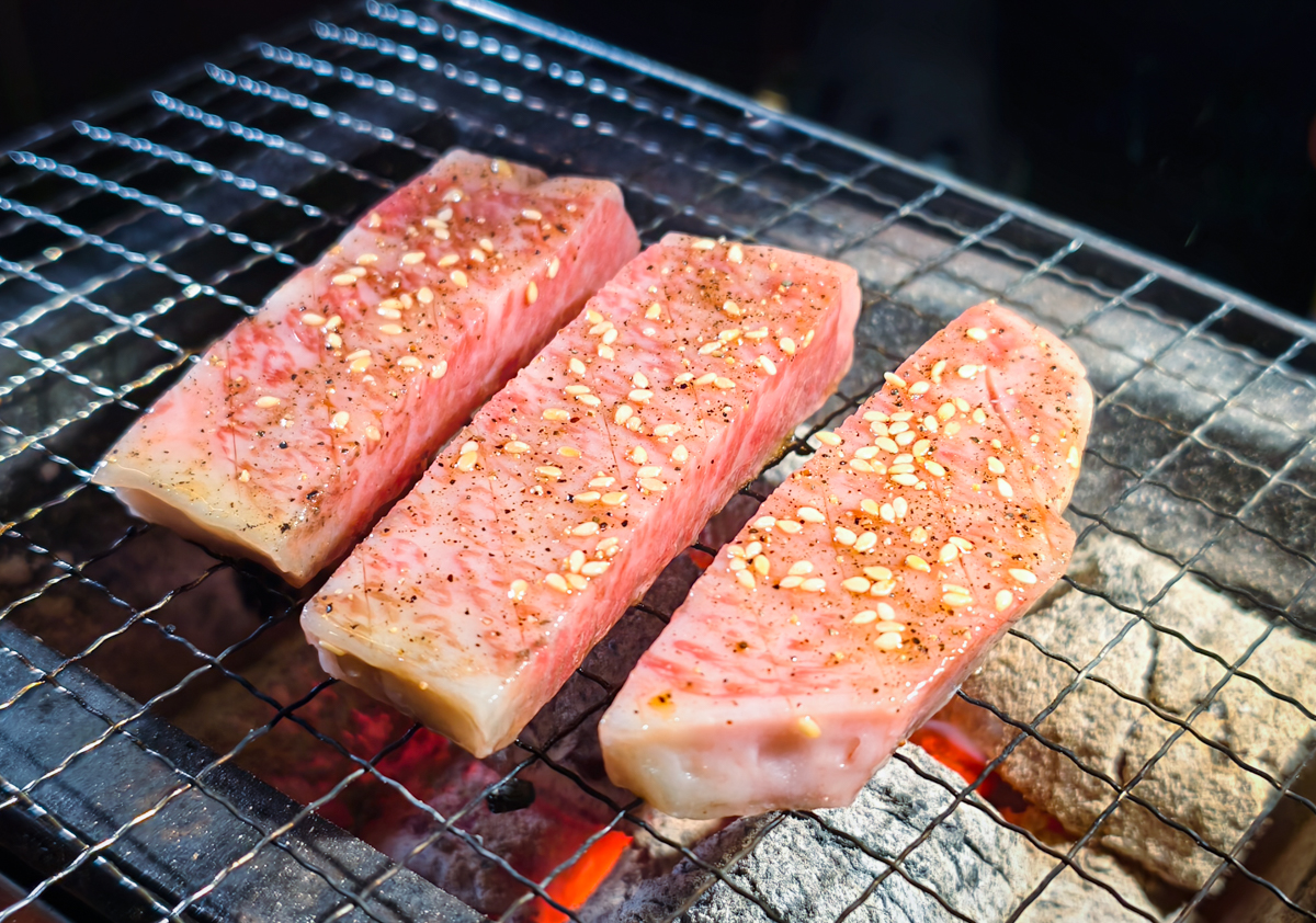 [高雄]新村畜產燒肉專門-日本牧場直營高檔日本和牛燒肉1280起吃到飽~ @美食好芃友（芃芃）