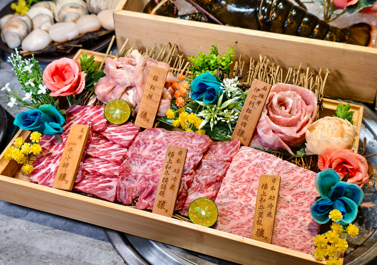 [高雄]狼道燒肉-最划算高雄和牛燒肉活體海鮮套餐~超乎想像2026高雄母親節四人餐 @美食好芃友（芃芃）