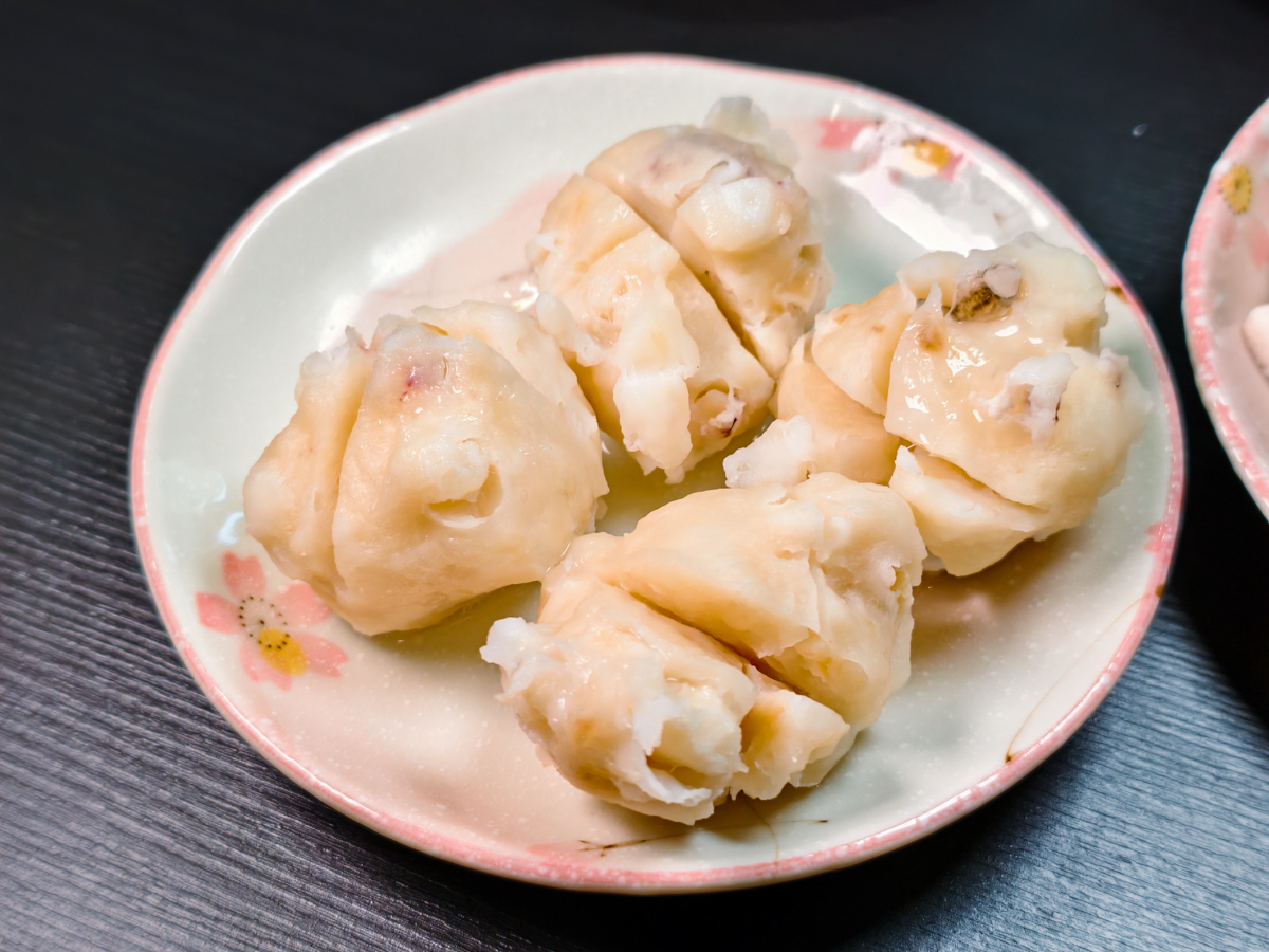 [高雄]一碗質樸巨蛋立信店-高雄巨蛋商圈超強海鮮粥!祖傳60年鮮筍海鮮泡飯x蛤蜊絲瓜麵線 @美食好芃友（芃芃）