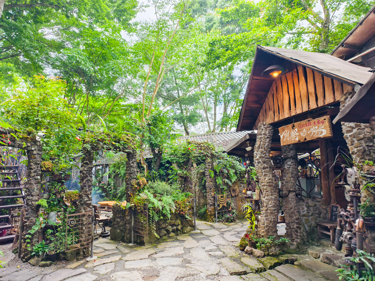 [2026阿里山行程]不一樣的阿里山旅遊!3間隱藏版阿里山美食+2個私房景點 @美食好芃友（芃芃）