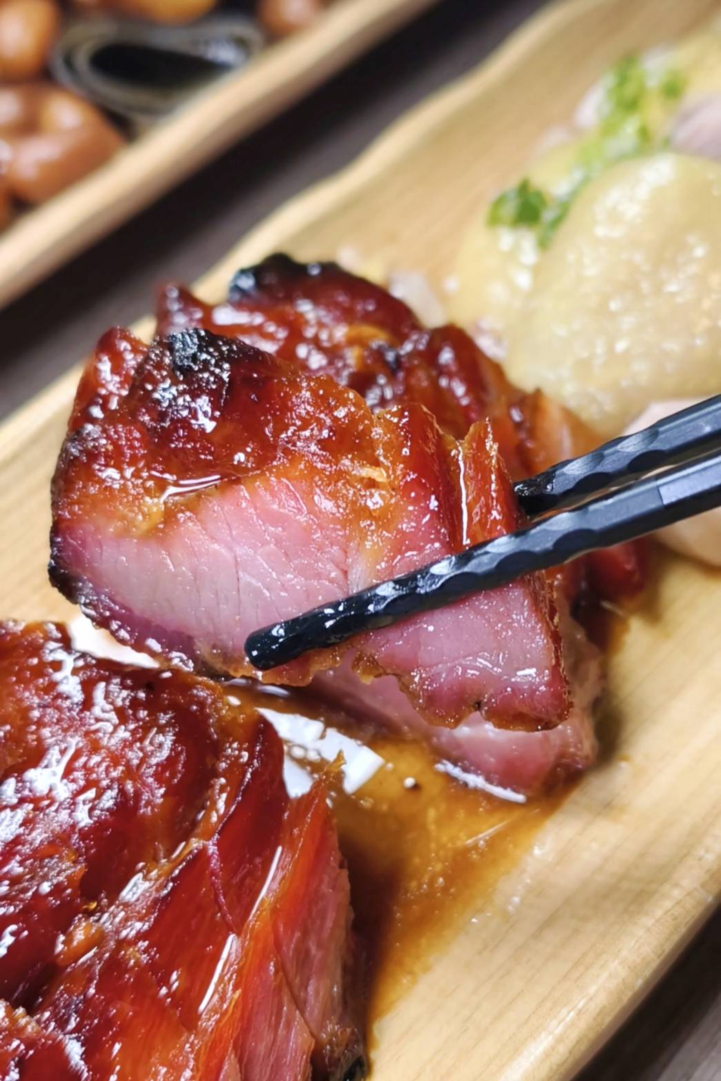 [高雄]燒腊鋒-隱藏版神級高雄燒臘店!米其林師傅超強廣式燒鵝、焦糖蜜汁叉燒、蔥油雞 @美食好芃友（芃芃）