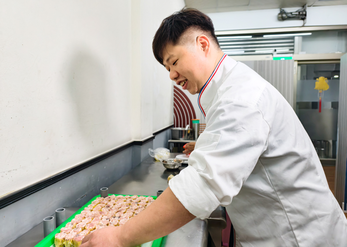 [高雄]寶弟港式點心站-星級飯店師傅手工銅板港點燒賣! 新地點搬到忠孝夜市 @美食好芃友（芃芃）