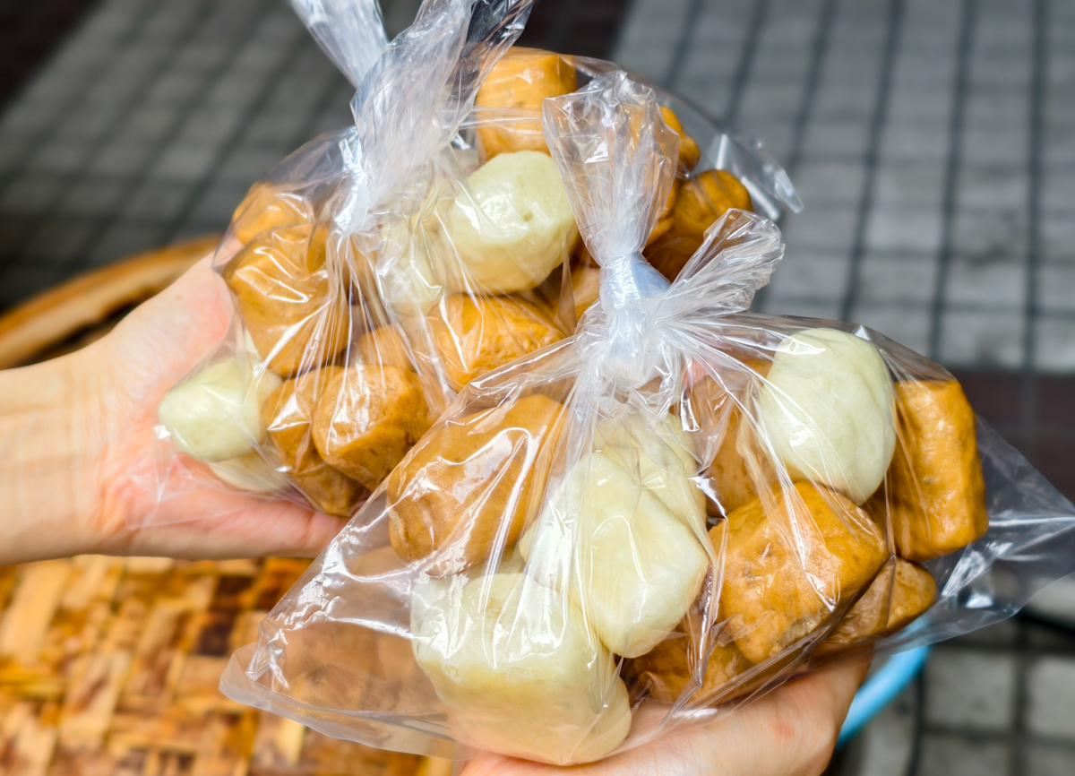 [高雄]美心饅頭-30年手工高雄饅頭!每天熱賣黑糖起司捲、脆腸捲~天然酵母Ｑ勁十足! @美食好芃友（芃芃）