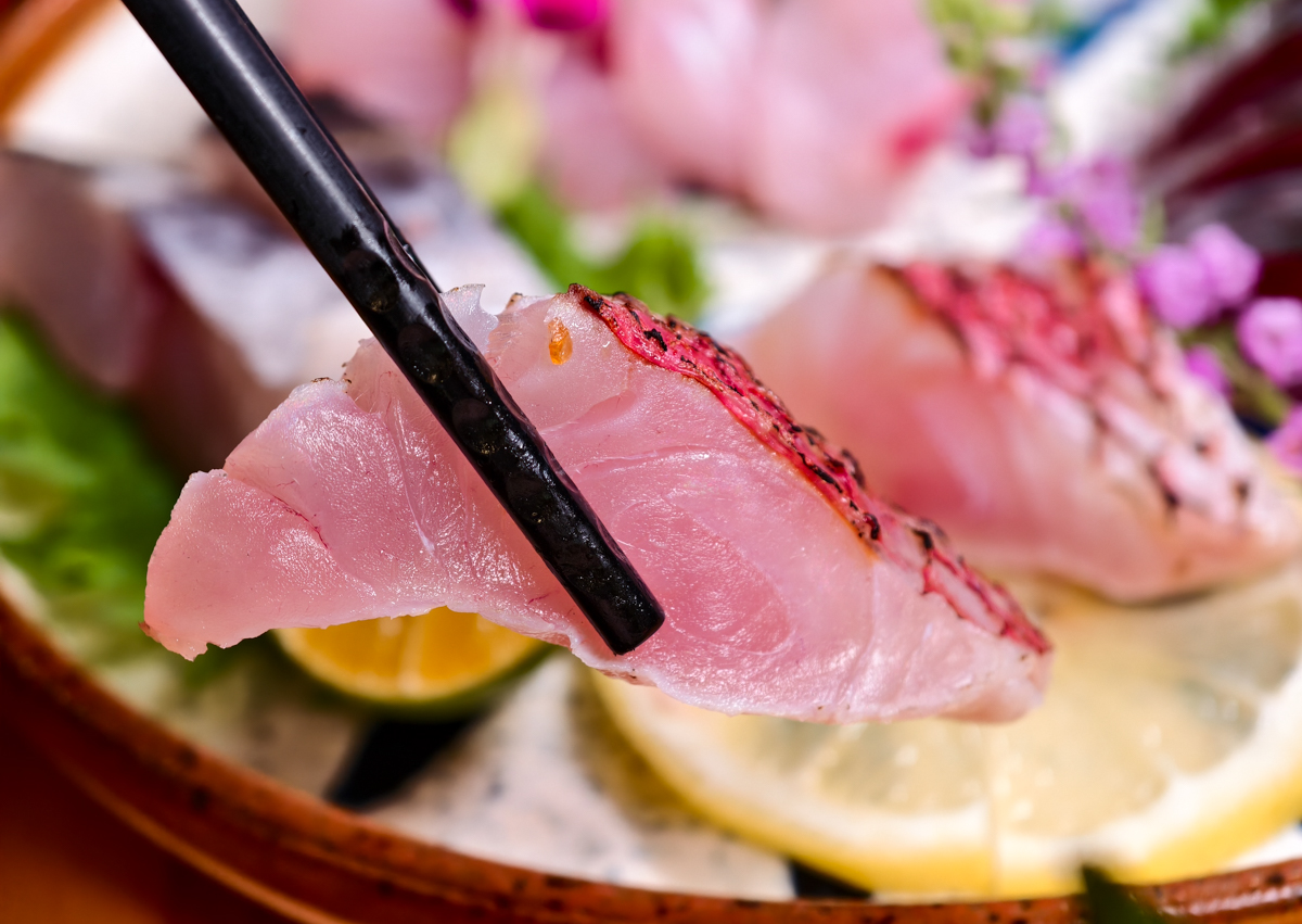 [高雄]鰻心丼-文山特區超人氣高雄鰻魚飯專賣!好吃實在炭烤鰻魚x 鰻牛滿釜飯! @美食好芃友（芃芃）