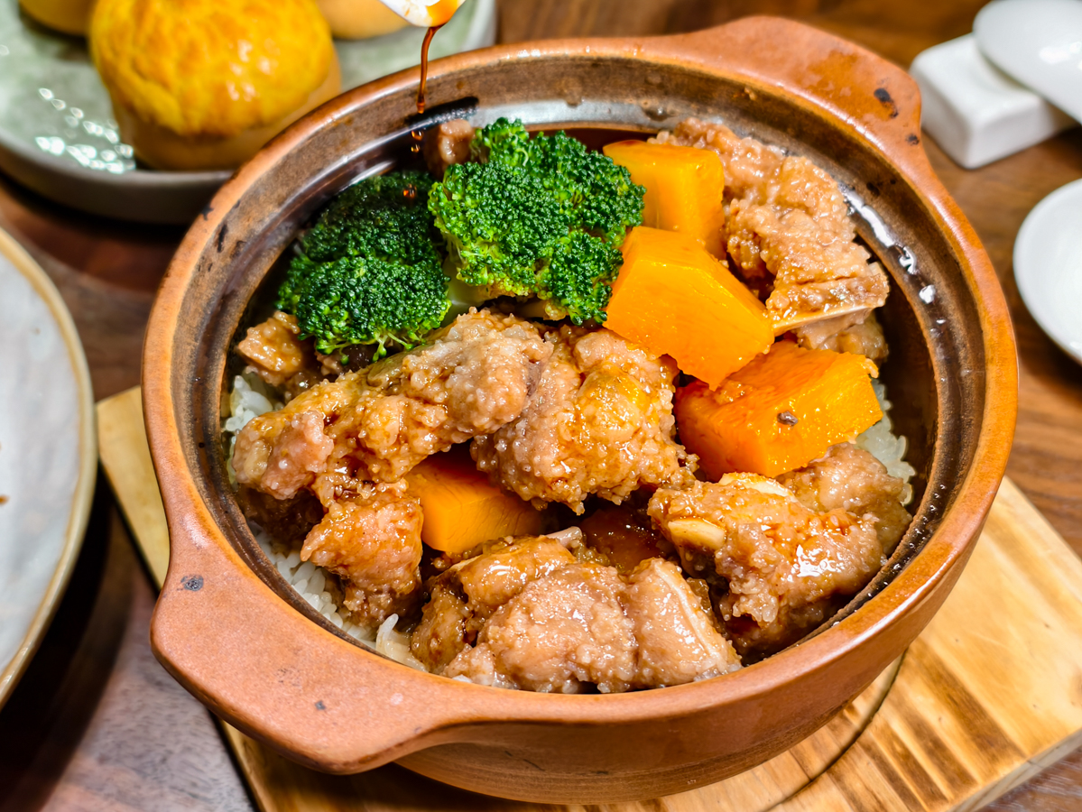 [高雄]九龍城寨-五星飯店主廚坐鎮!道地高雄港式點心、經典粵菜~一吃愛上的脆皮炸子雞 @美食好芃友（芃芃）