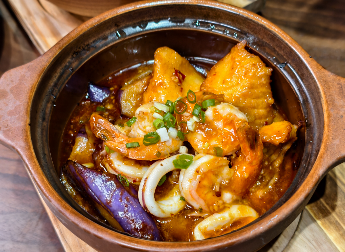 [高雄]九龍城寨-五星飯店主廚坐鎮!道地高雄港式點心、經典粵菜~一吃愛上的脆皮炸子雞 @美食好芃友（芃芃）