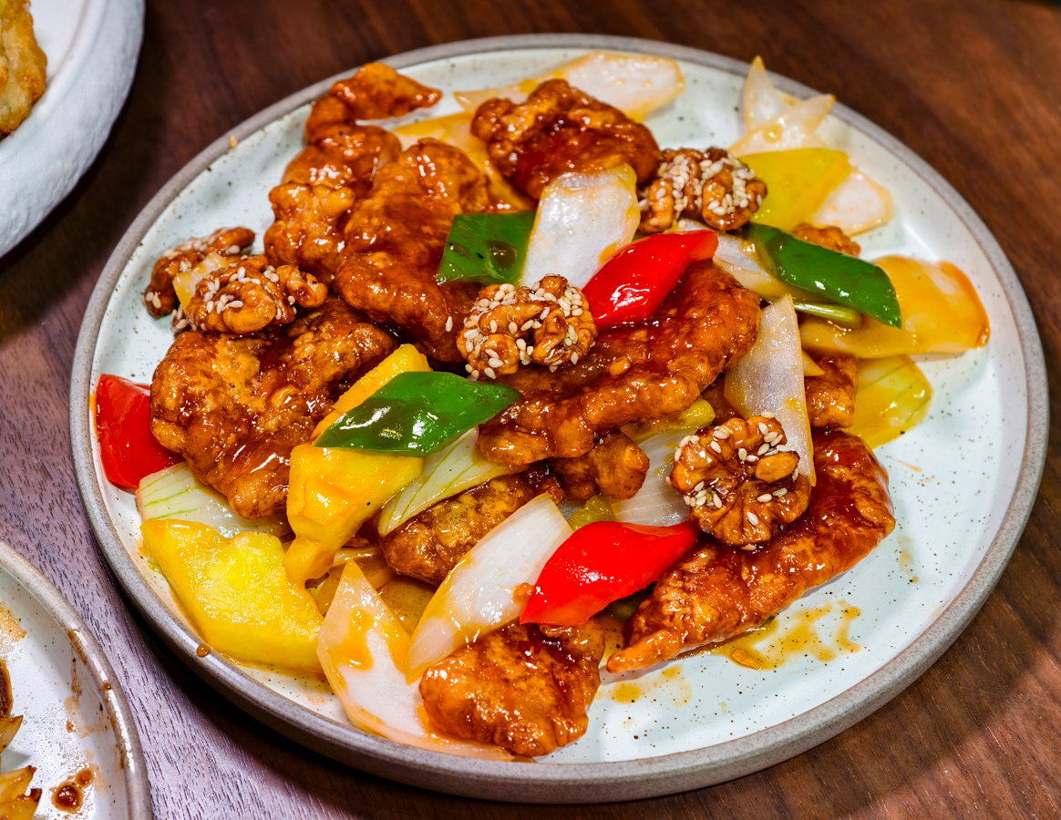 [高雄]九龍城寨-五星飯店主廚坐鎮!道地高雄港式點心、經典粵菜~一吃愛上的脆皮炸子雞 @美食好芃友（芃芃）