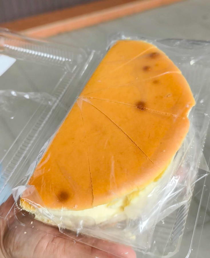 [台北]吃吃看Taster-小S全家都愛吃的天母45年起司蛋糕!!一片起司餅不用35元~ @美食好芃友（芃芃）