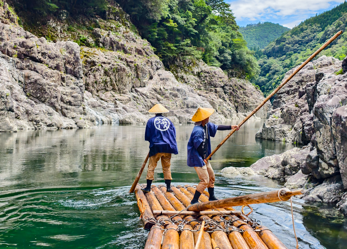 日本唯一!傳承600年極限激流!和歌山北山川觀光木筏泛舟：預約、交通與全濕激流體驗 @美食好芃友（芃芃）