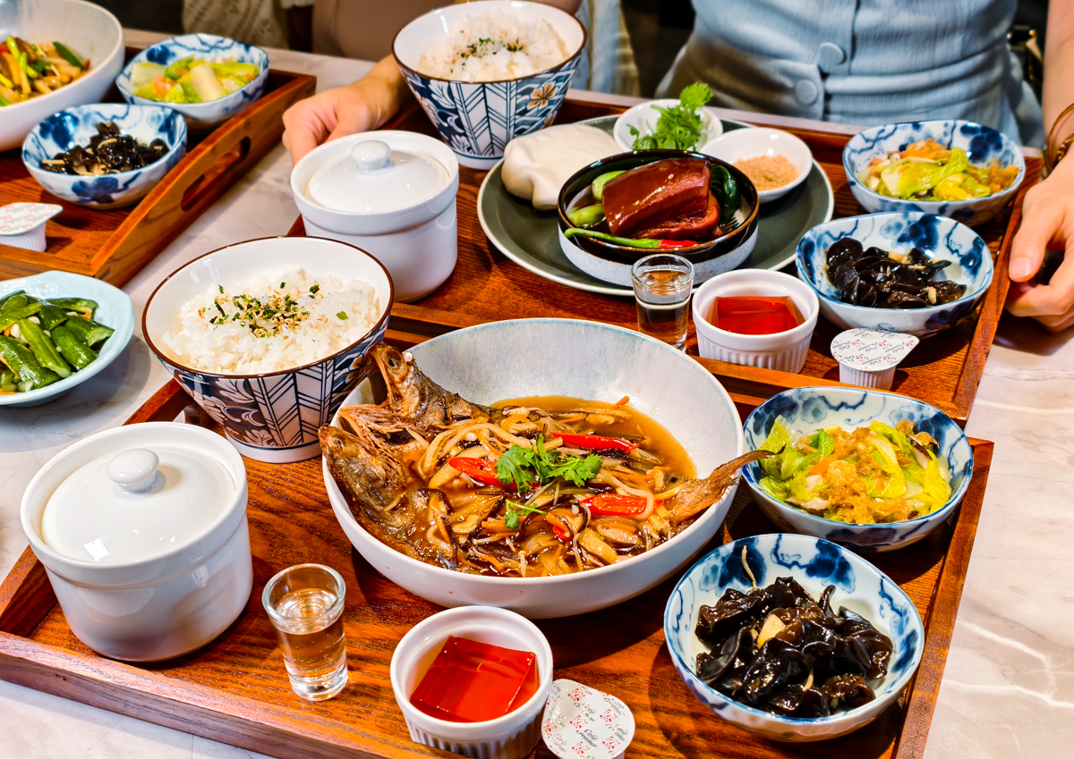 [高雄]恬淡日式家庭味,軟嫩親子丼X好吃烏龍麵-田舍慎太郎料理 @美食好芃友（芃芃）