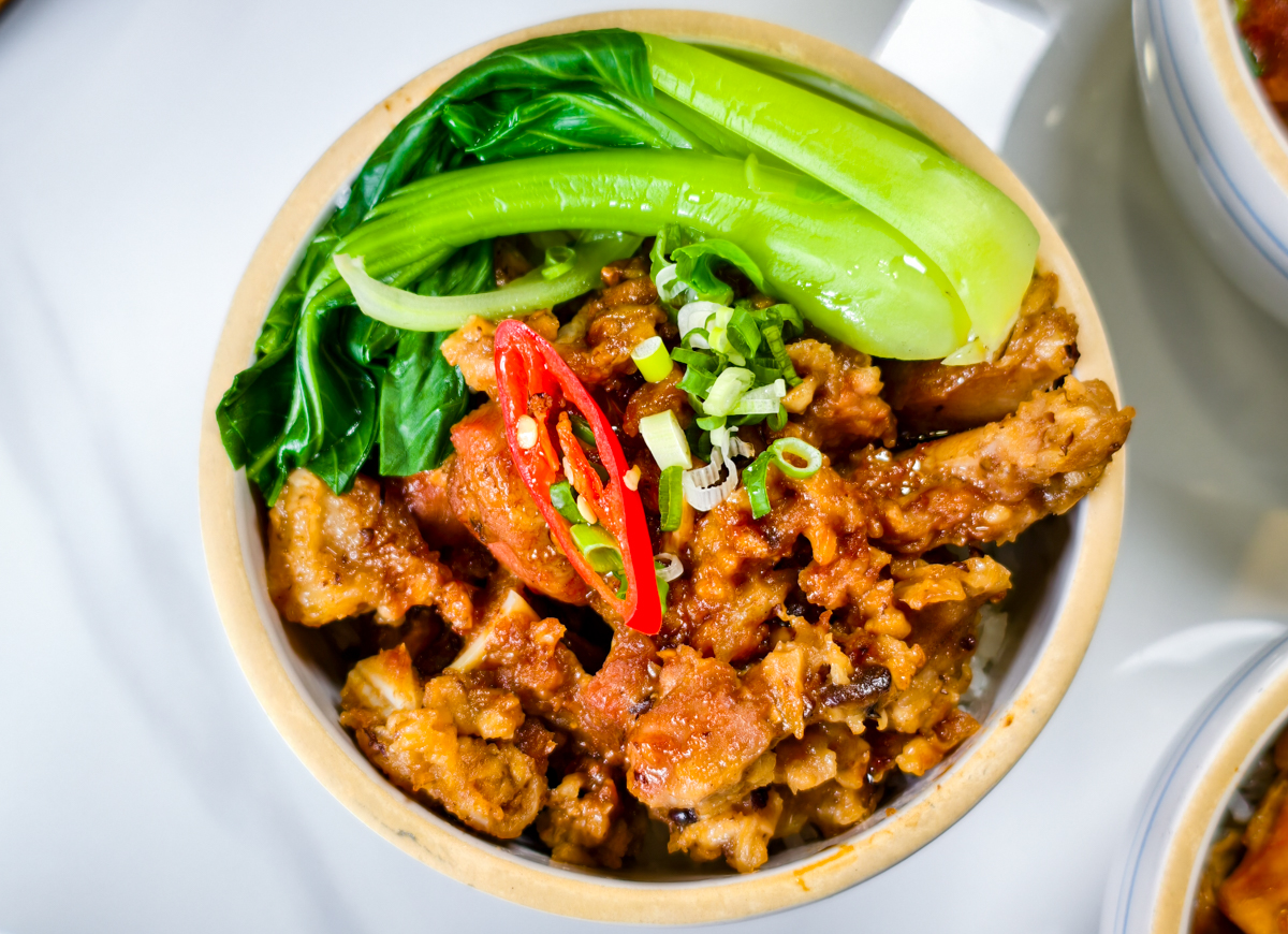 [高雄]飯啟人生-六合夜市附近人氣高雄港式盅飯、老火煲湯!五星級主廚平價美食 @美食好芃友（芃芃）