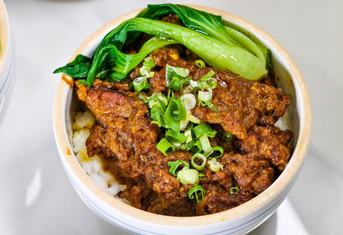 [高雄]飯啟人生-六合夜市附近人氣高雄港式盅飯、老火煲湯!五星級主廚平價美食 @美食好芃友（芃芃）