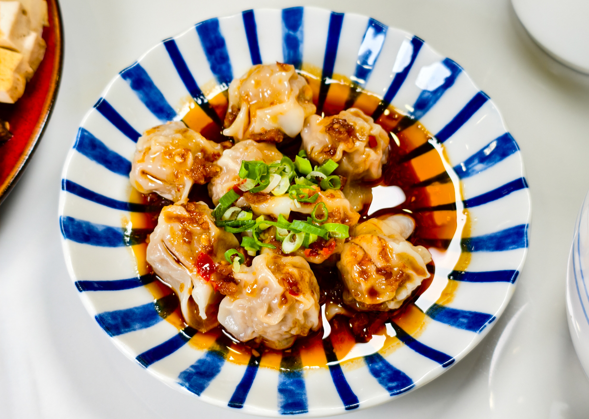[高雄]飯啟人生-六合夜市附近人氣高雄港式盅飯、老火煲湯!五星級主廚平價美食 @美食好芃友（芃芃）