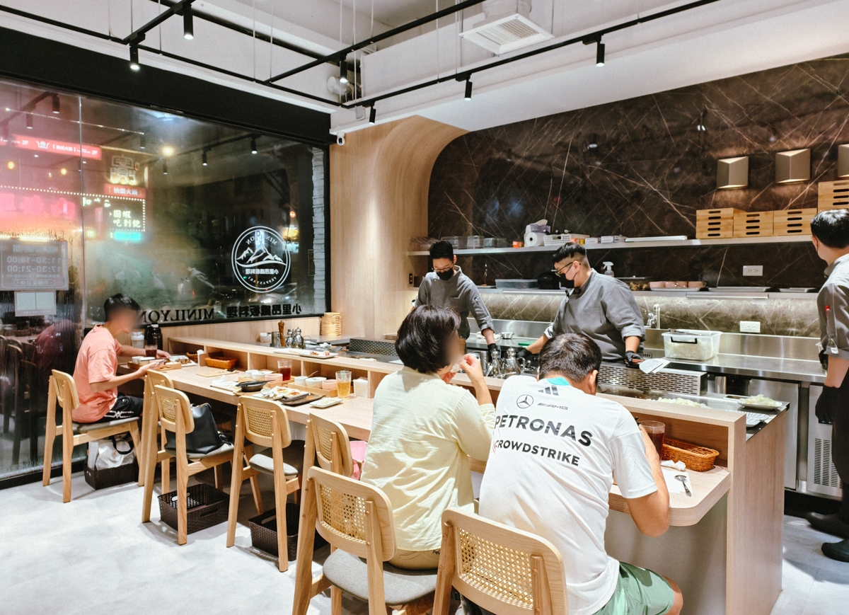 [高雄]小里昂鐵板料理鳳山店-高雄文山特區高CP值平價鐵板燒!激推爆汁宜蘭櫻桃鴨胸~免服務費超划算 @美食好芃友（芃芃）