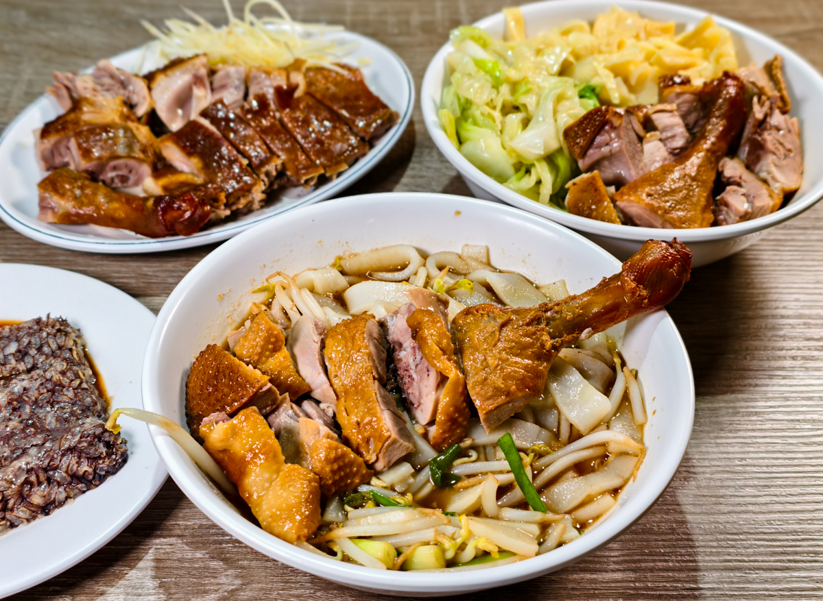 [楠梓美食]楠梓翰煙燻鴨肉-傳承50年高雄鴨肉店!必點限量鴨腿便當、鴨腿麵！ @美食好芃友（芃芃）