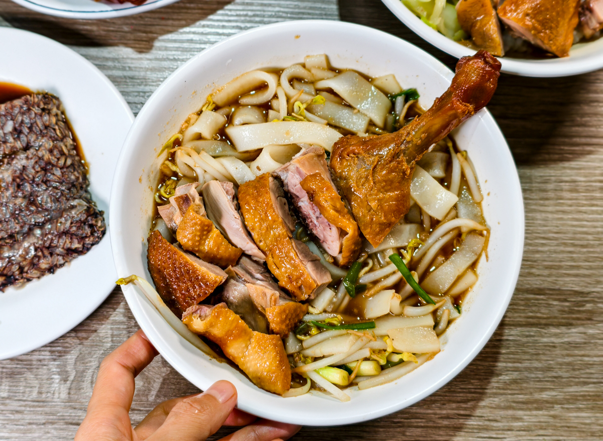 [楠梓美食]楠梓翰煙燻鴨肉-傳承50年高雄鴨肉店!必點限量鴨腿便當、鴨腿麵！ @美食好芃友（芃芃）