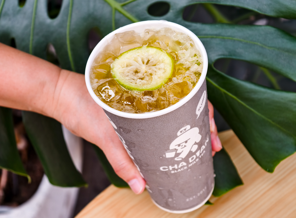 [高雄]茶典紅茶牛奶專賣熱河店-早上就開始排隊的高醫商圈手搖飲!必喝招牌奶蓋紅玉、手打海鹽檸檬綠 @美食好芃友（芃芃）