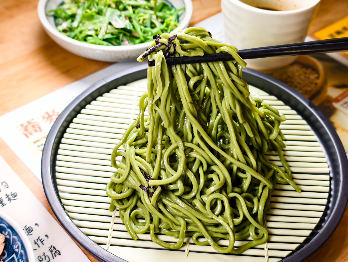 [高雄美食]富川號自家製麵-隱身楠梓火車站巷弄復古高雄麵店!超驚艷麻醬涼麵 @美食好芃友（芃芃）