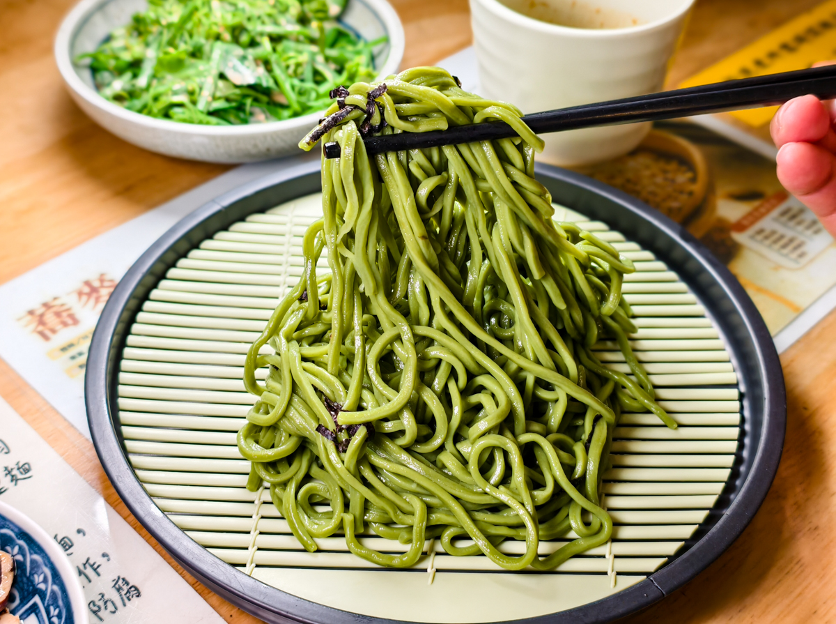 [高雄美食]富川號自家製麵-隱身楠梓火車站巷弄復古高雄麵店!超驚艷麻醬涼麵 @美食好芃友（芃芃）