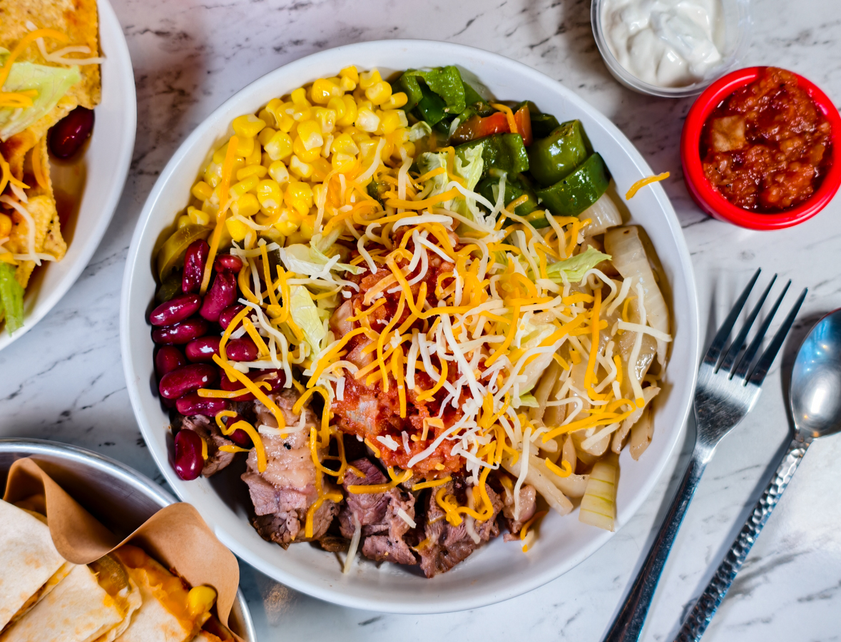 [高雄]MUCHO MUCHO 墨西哥火烤-平價台版Chipotle!高CP值墨西哥碗飯、墨西哥捲餅~讓人想念的美墨風味 @美食好芃友（芃芃）