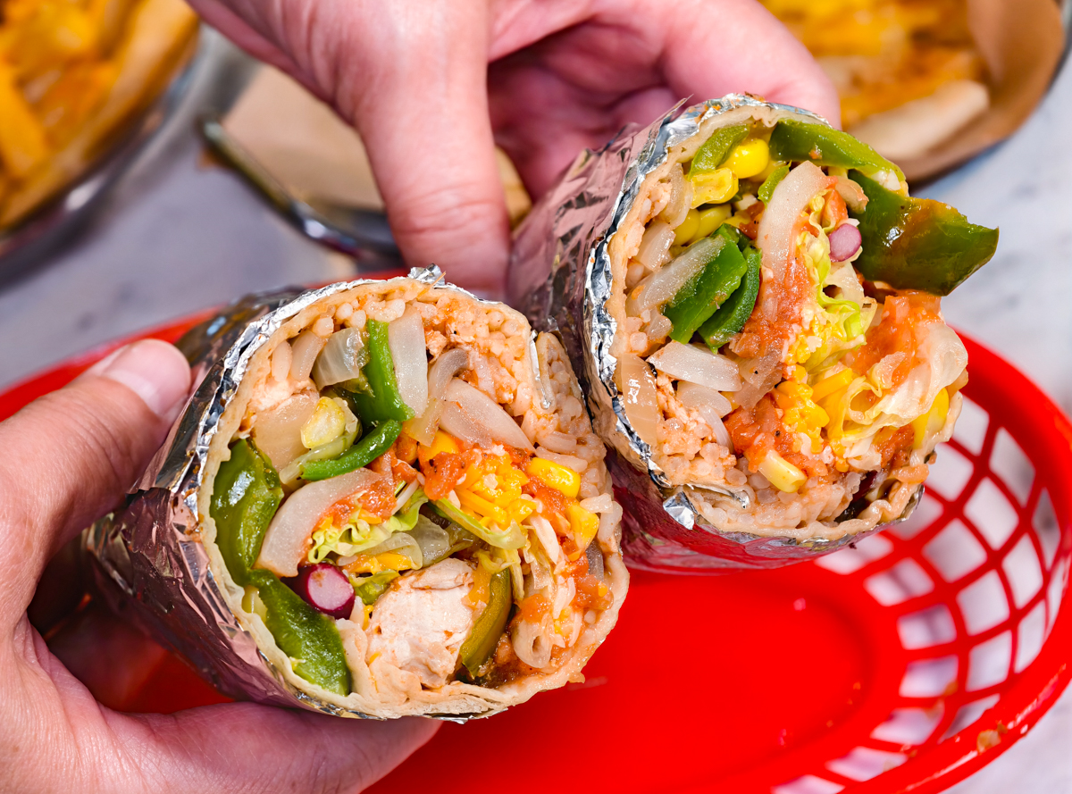 [高雄]MUCHO MUCHO 墨西哥火烤-平價台版Chipotle!高CP值墨西哥碗飯、墨西哥捲餅~讓人想念的美墨風味 @美食好芃友（芃芃）