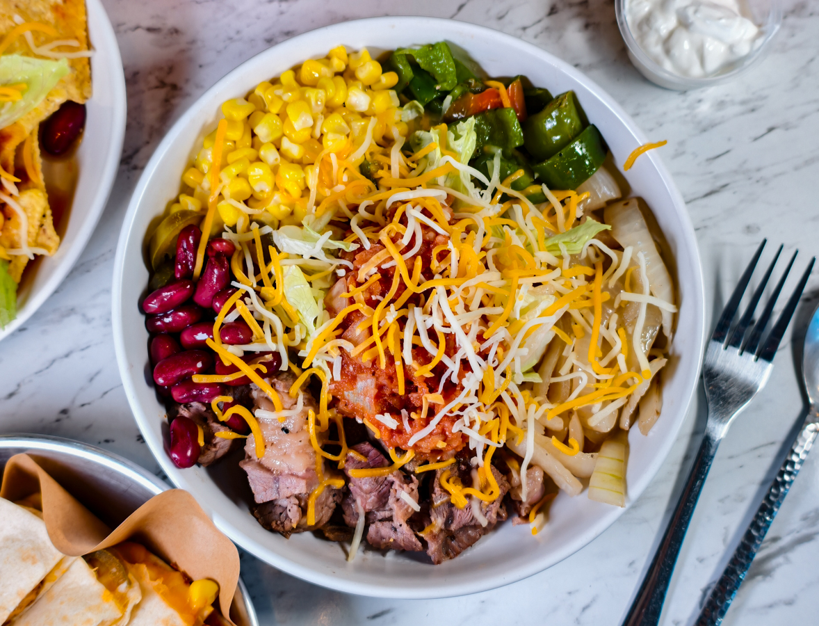 [高雄]MUCHO MUCHO 墨西哥火烤-平價台版Chipotle!高CP值墨西哥碗飯、墨西哥捲餅~讓人想念的美墨風味 @美食好芃友（芃芃）