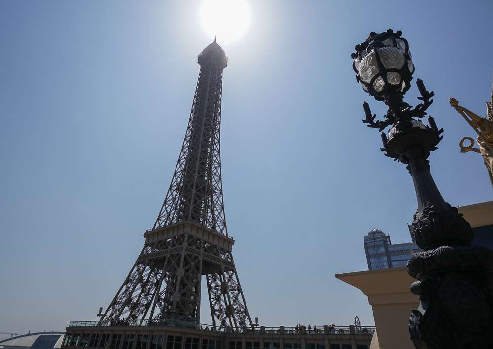 [澳門住宿推薦]澳門巴黎人-必看澳門巴黎鐵塔燈光秀!體驗花都巴黎極致華麗 @美食好芃友