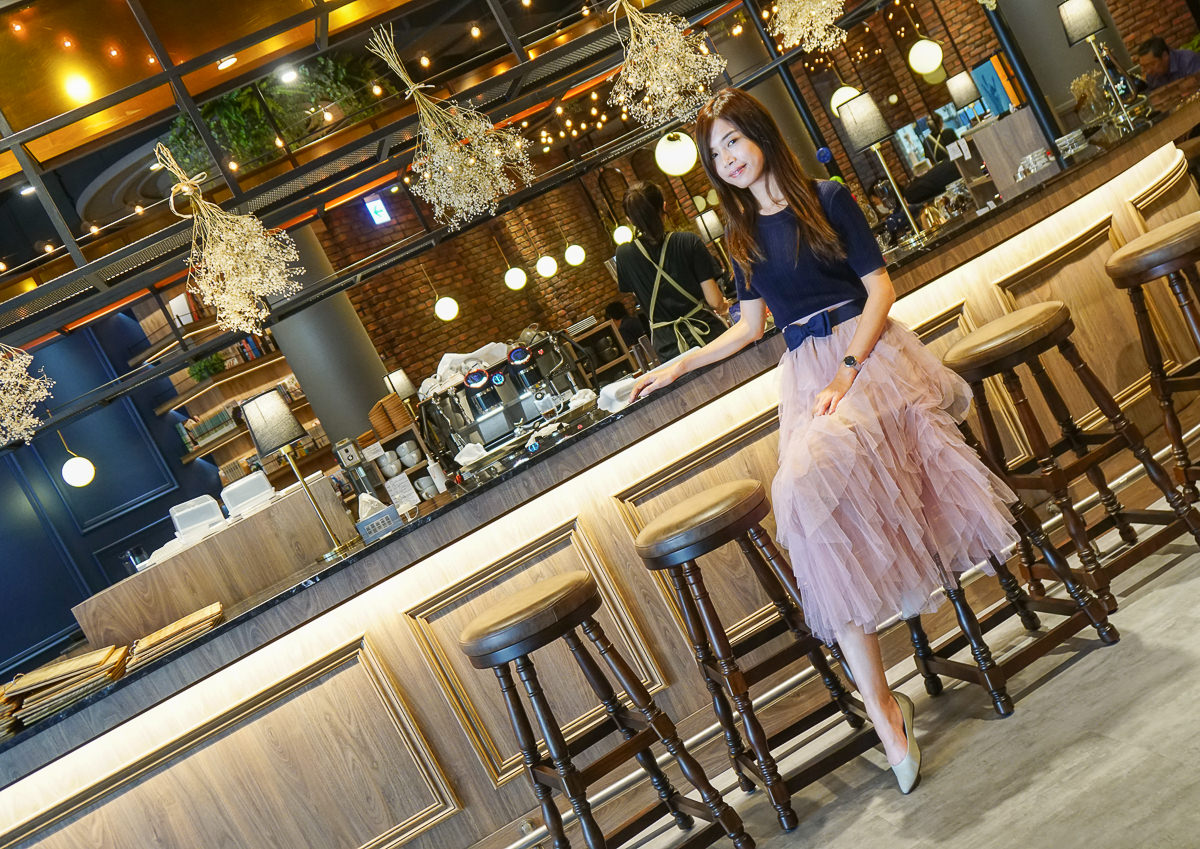 [高雄]南歌咖啡館Nango Cafe-高雄軟體園區隱藏版~優雅藍色歐風咖啡店 @美食好芃友