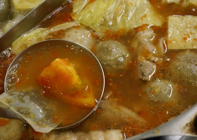 [台南]天氣冷,來個暖暖的高粱酸菜白肉鍋-延齡堂商行 @美食好芃友