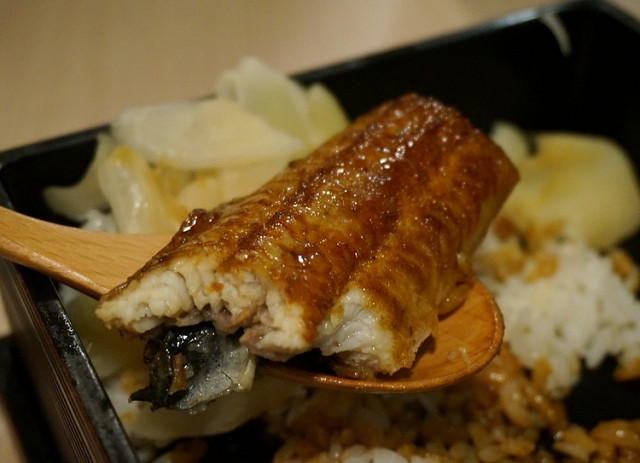 [台南]美味現烤鰻魚丼X豪華天丼-鰻丼作日式餐廳 @美食好芃友