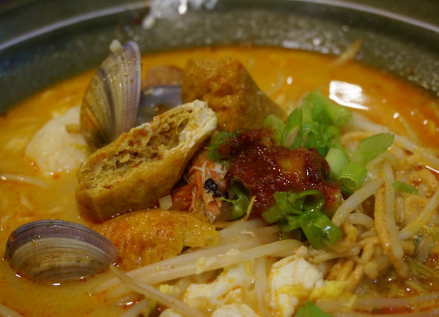 [台南]平價馬來西亞料理∣美味拉撒麵-小米屋馬來西亞風味餐 @美食好芃友