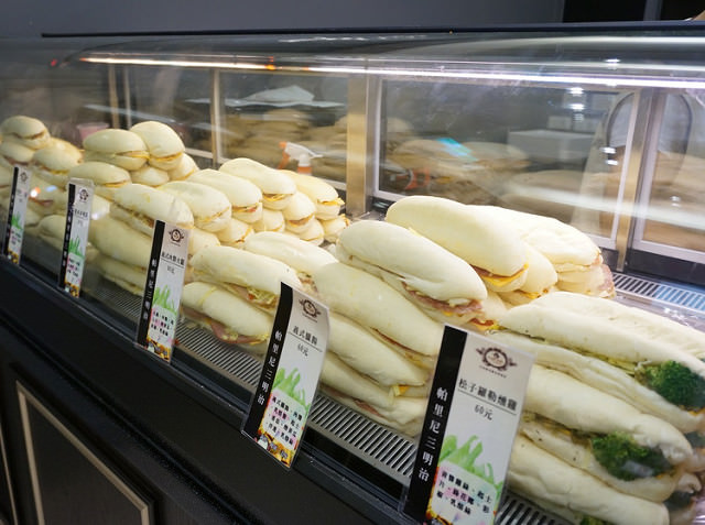 [台南][邀約]坐擁新鮮天然食材麵包山-天使貝可天然酵母麵包專賣店 @美食好芃友