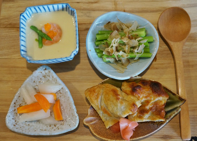 [高雄]優雅和風,質感日式早午餐-初めて初日珈琲 @美食好芃友