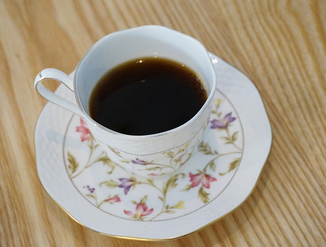 [高雄] 靜謐空間來杯好咖啡-Roast Cafe洛斯特咖啡 @美食好芃友